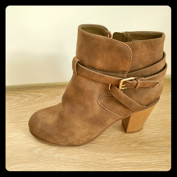Joe Fresh Heeled Boots - Picture 1 of 5